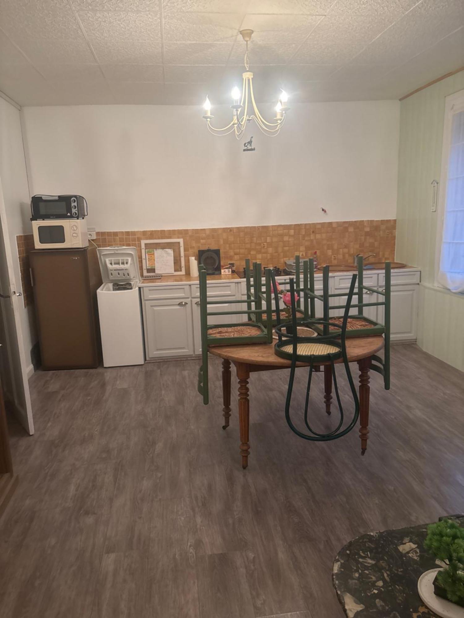 De Letty Apartment